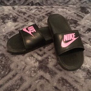 Nike slides